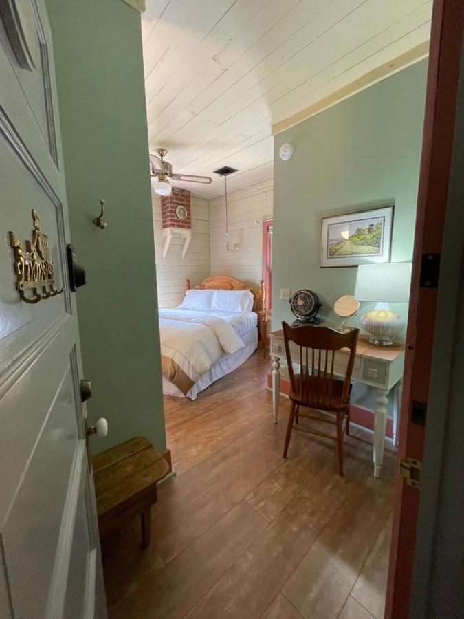 وينونا Carriage House Bed & Breakfast المظهر الخارجي الصورة