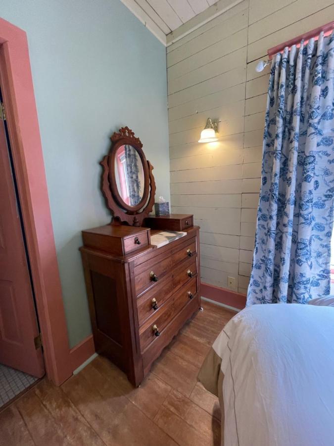 وينونا Carriage House Bed & Breakfast المظهر الخارجي الصورة
