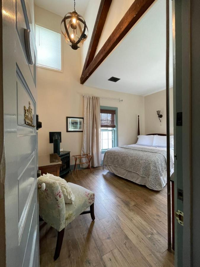 وينونا Carriage House Bed & Breakfast المظهر الخارجي الصورة