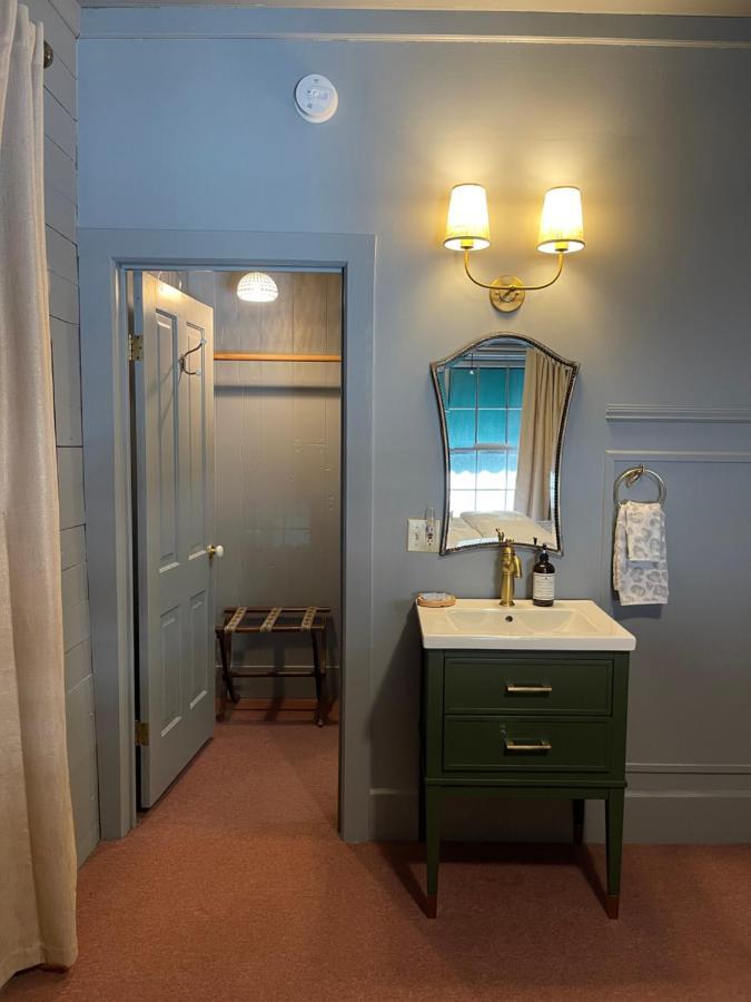 وينونا Carriage House Bed & Breakfast المظهر الخارجي الصورة