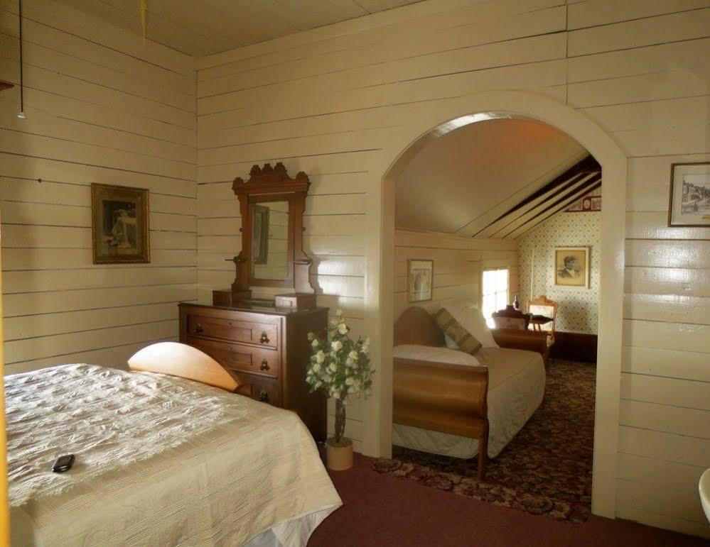وينونا Carriage House Bed & Breakfast المظهر الخارجي الصورة